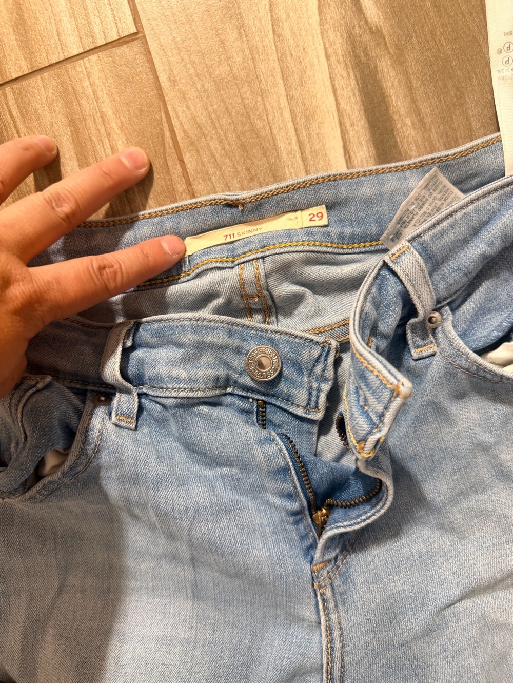 Levis woman’s skinny Fit Jeans size 29 & 30 bundled pair - Picture 4 of 4